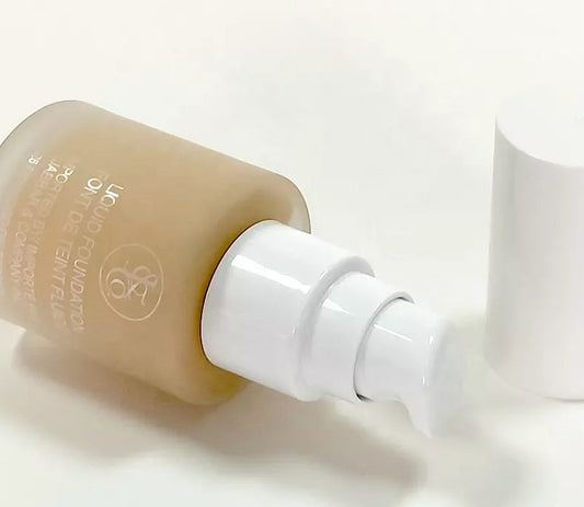 Full Coverage Liquid Foundation by Jabbar&Co