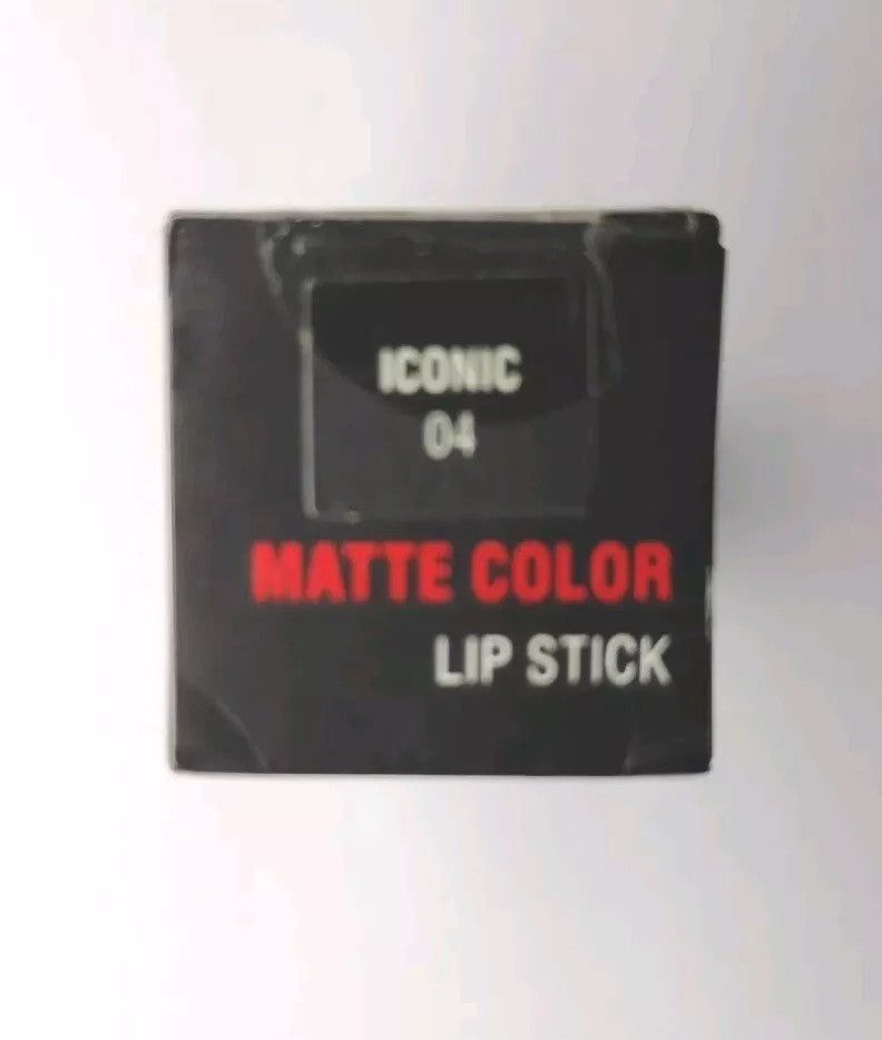 Lápiz labial de color mate de LiSi Cosmetics