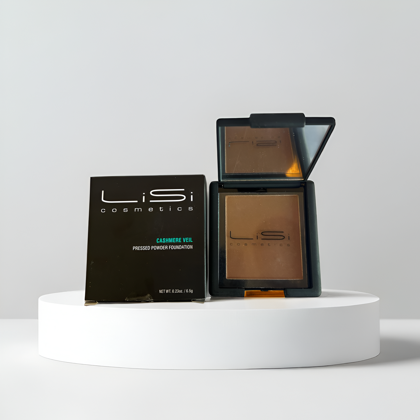 Base de maquillaje en polvo compacto de alta gama LiSi en color Cashmere Veil