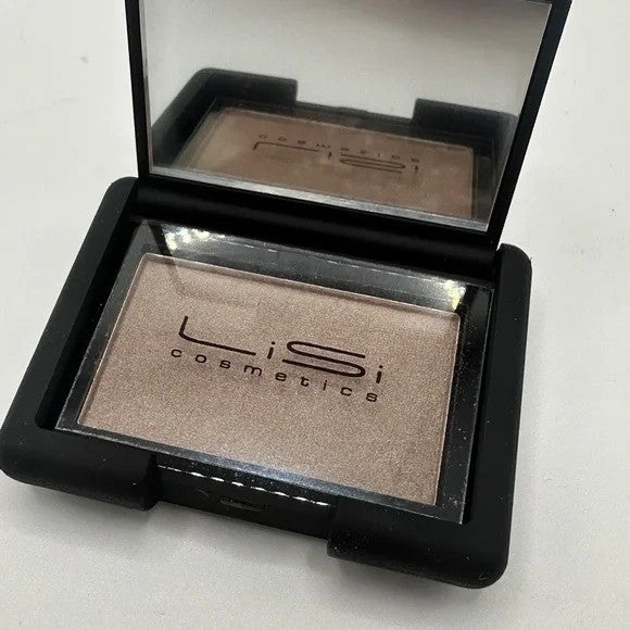 Sombra de ojos Satin Eyes de LiSi Cosmetics